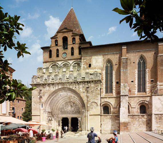Abbaye Saint-Pierre © D.Viet / CRTL Occitanie